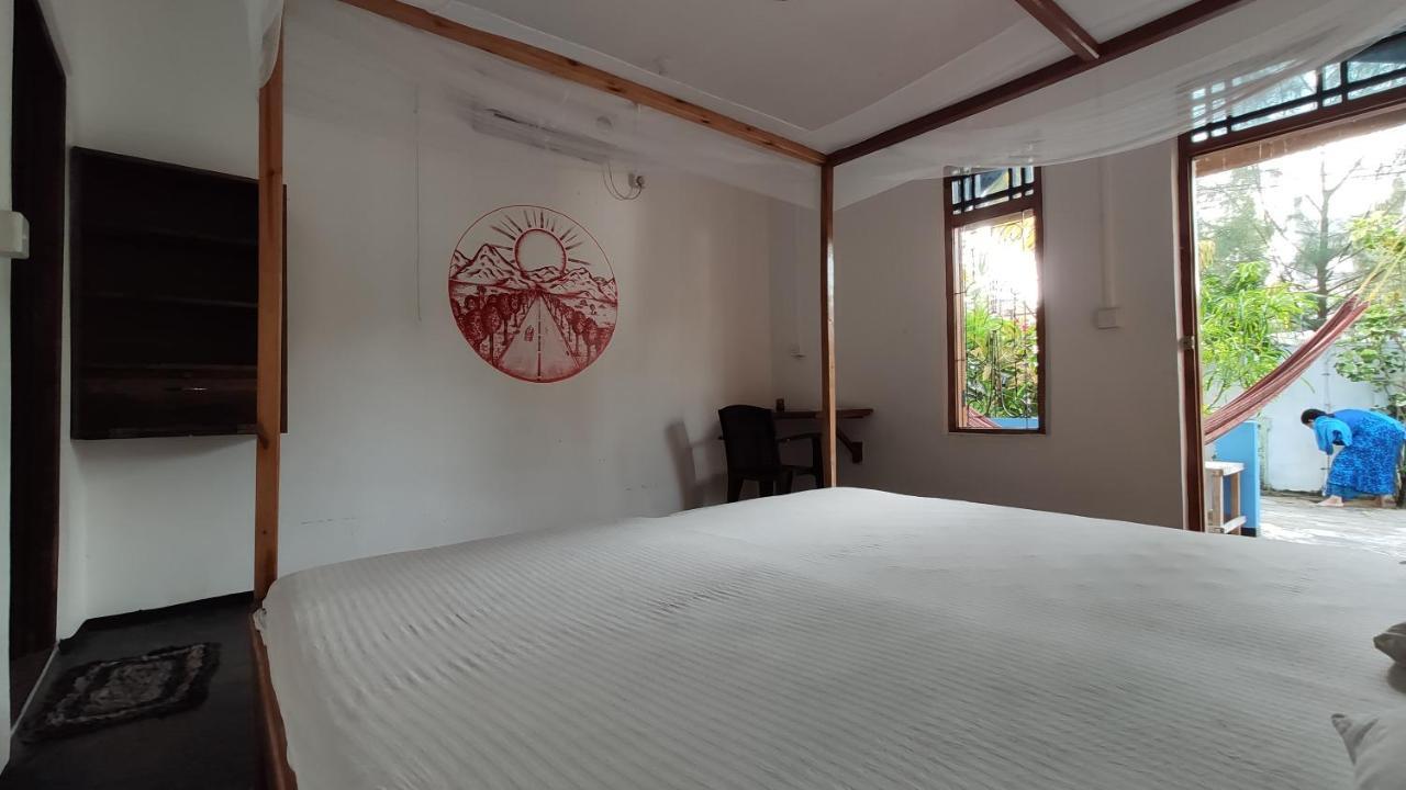 Surf Beach Hotel 아루감 베이 외부 사진