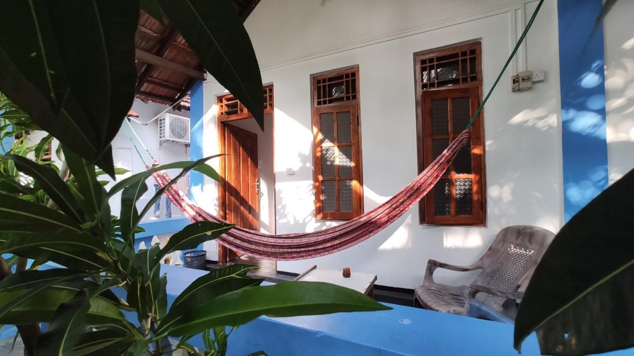 Surf Beach Hotel 아루감 베이 외부 사진