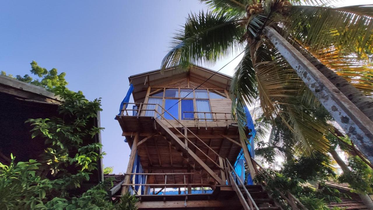 Surf Beach Hotel 아루감 베이 외부 사진