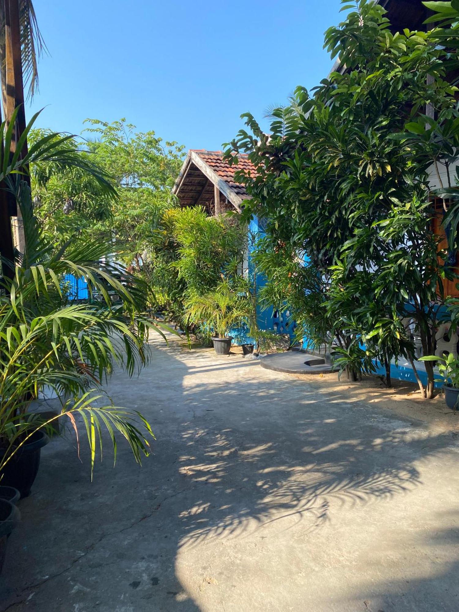Surf Beach Hotel 아루감 베이 외부 사진